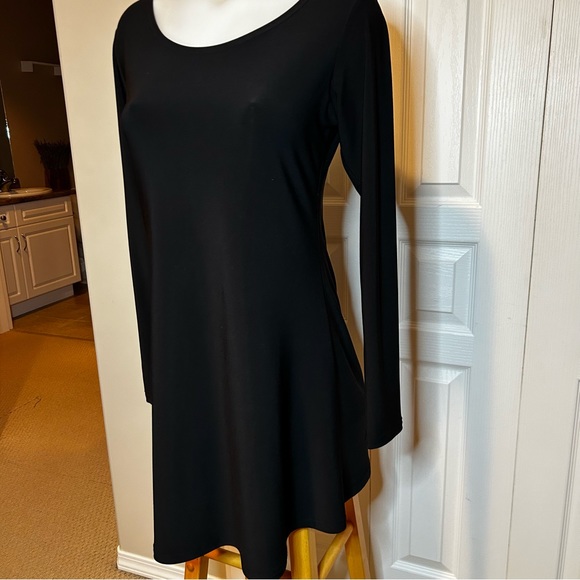 Sympli Swing Dress - Picture 2 of 8